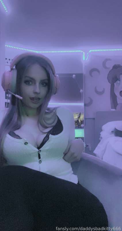Daddysbadkitty666 - Fansly - 17 Nov, 2022