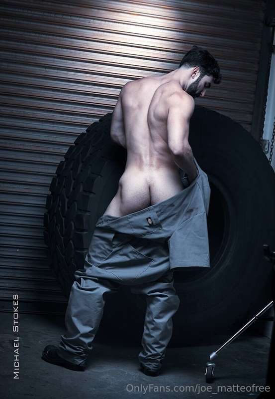 mechanic Joe 🛠️ onlyfans.com/joe_matteo