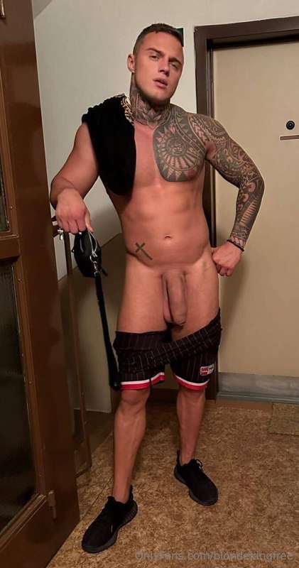 Slavic juicy $tripper is here to bring you the hottest strip..