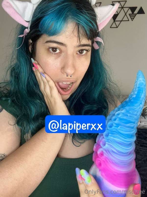 ## (24) SO I HEARD YOU LIKE ALT GIRLS WITH A BIG BOOTY AND H..