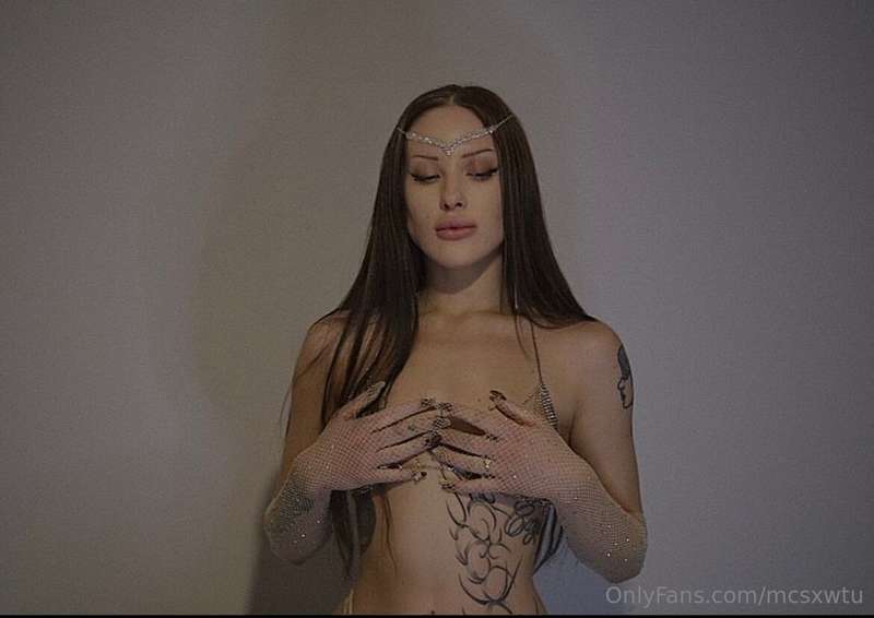Hello, my dear subscribers 💋  I want to open for you my worl..