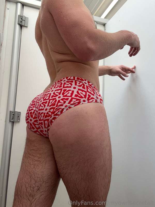 Should I strip off at the pool for you?