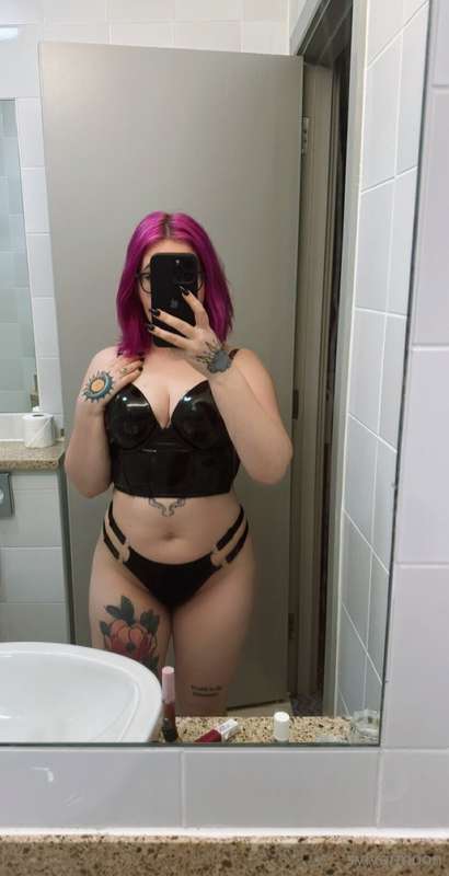 free nudes every day ➡️ @sylvermoonx 