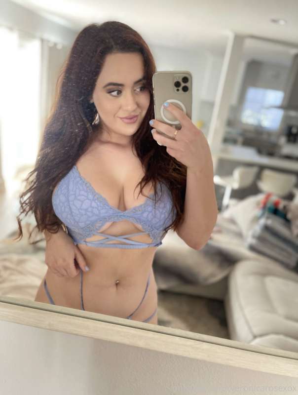 Message me 🙈🤍