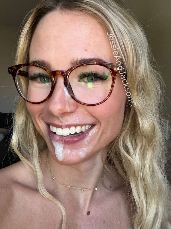 **Happy little cum slut** 😈
I would say the edging was worth.. 3