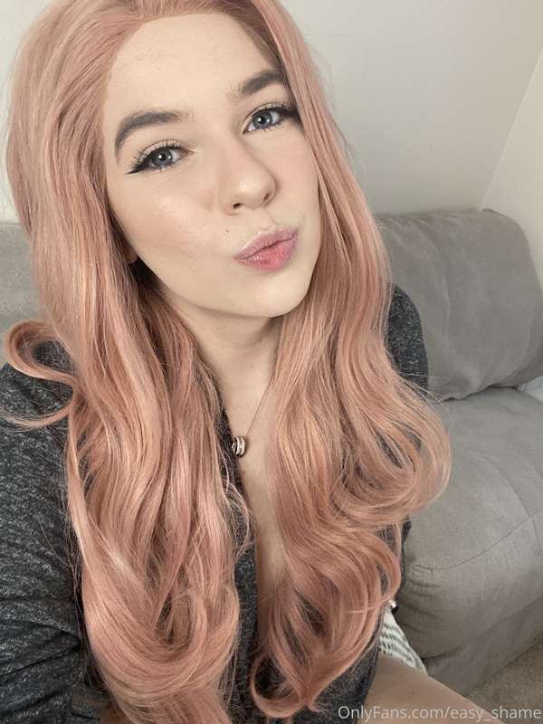 Weekend is almost here!! I have some new b/g, sucking and ma..