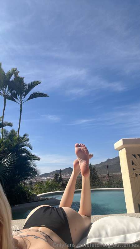 Hi, so I was on vacation, the Canary Islands actually 🏝️ It .. 2