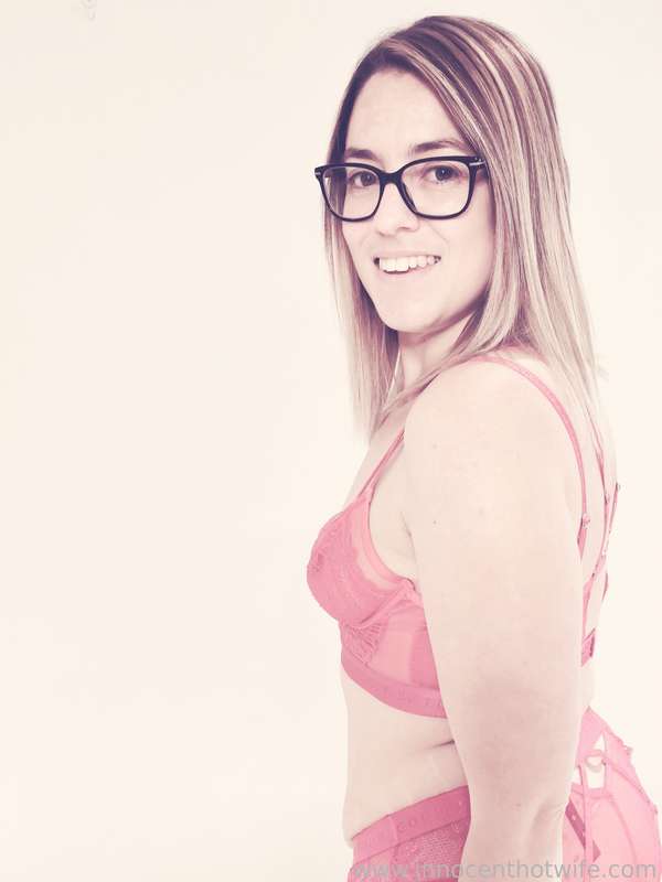 Innocenthotwife - Fansly - 16 Sep, 2021 3