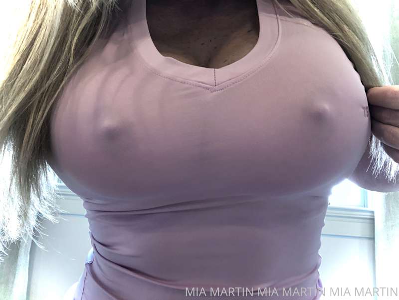 What’s your favorite color? Is it pink?