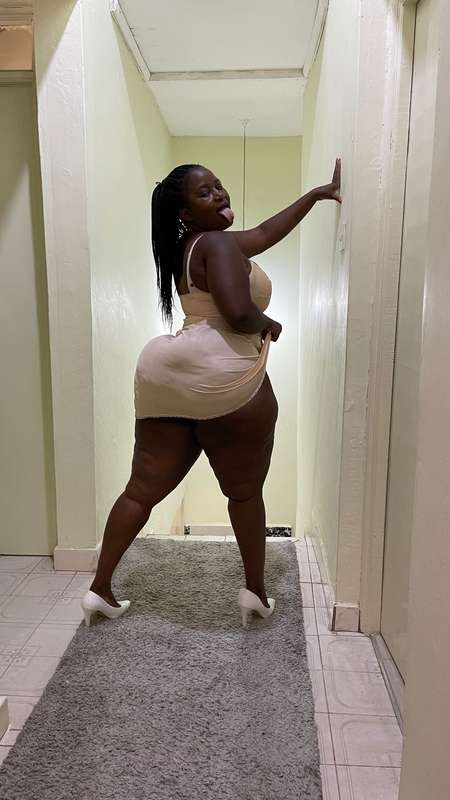 Would you Netflix and fuck me  Check your messages babe