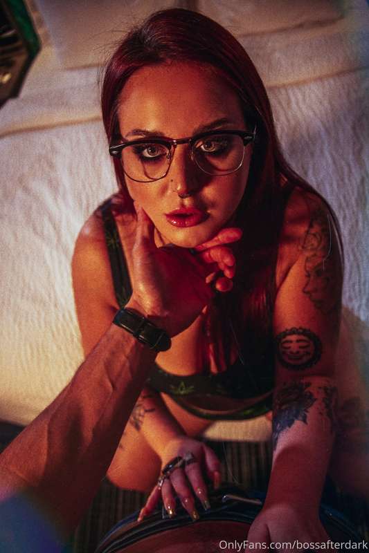 Here’s my first set with @dabriellajones  I’ll be sending ou.. 1