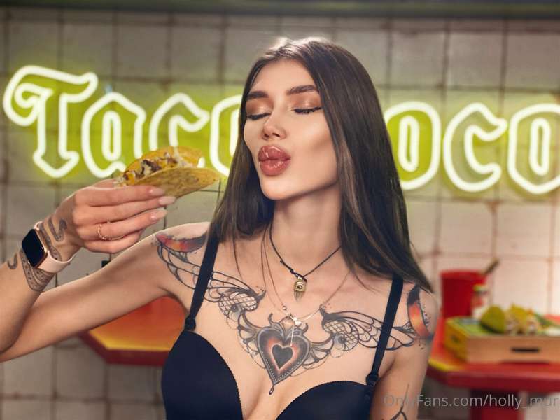 This is an insanely delicious taco and I would love to eat i..