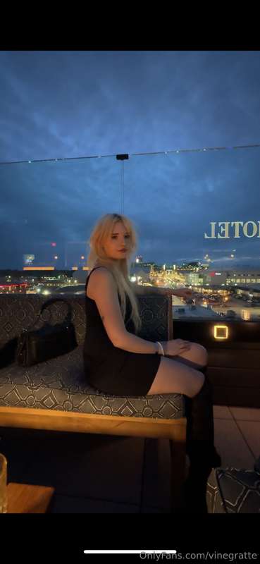 If you tip 10$ I’ll write your name on my boobies 