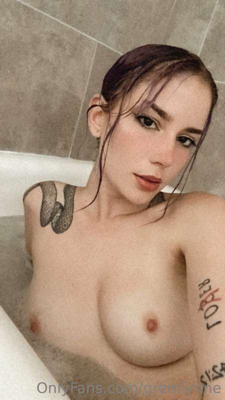 One of my fave parts about my new place is how nice the bath..