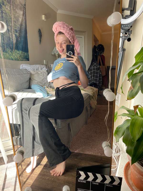 I know you would look so good between my fat m0mmy breasts! 18