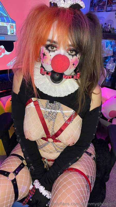 Honk honk 🤡❤️❤️ 4