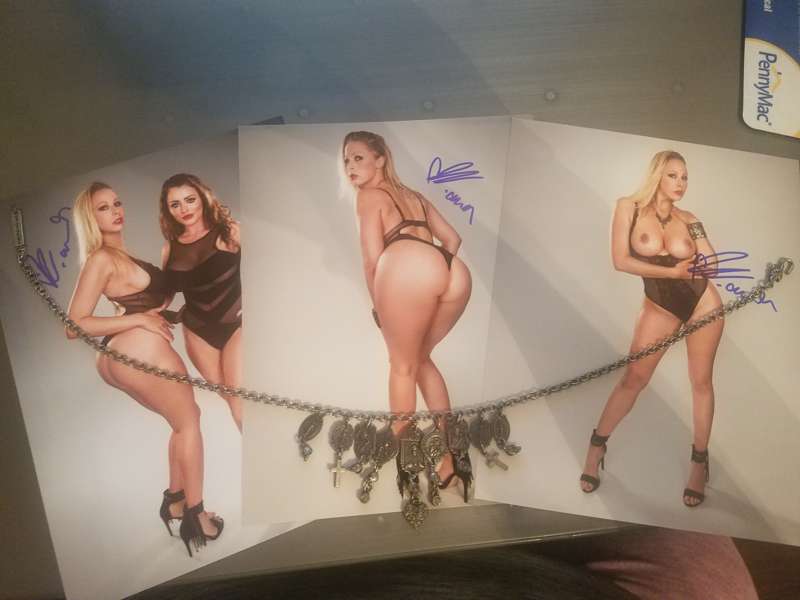 Sexy necklace.. just for you

https://www.mysexyauctions.com.. 1