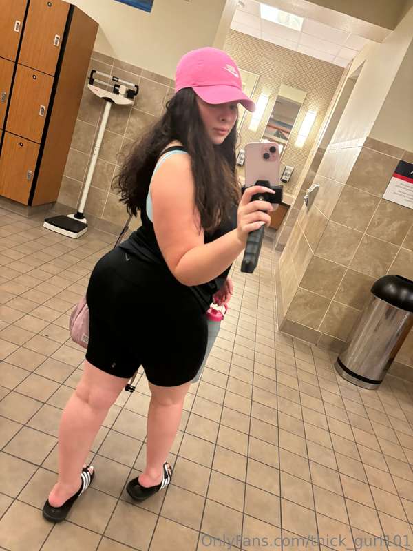 Thick_Gurl101 - Onlyfans - 19 Aug, 2024 35
