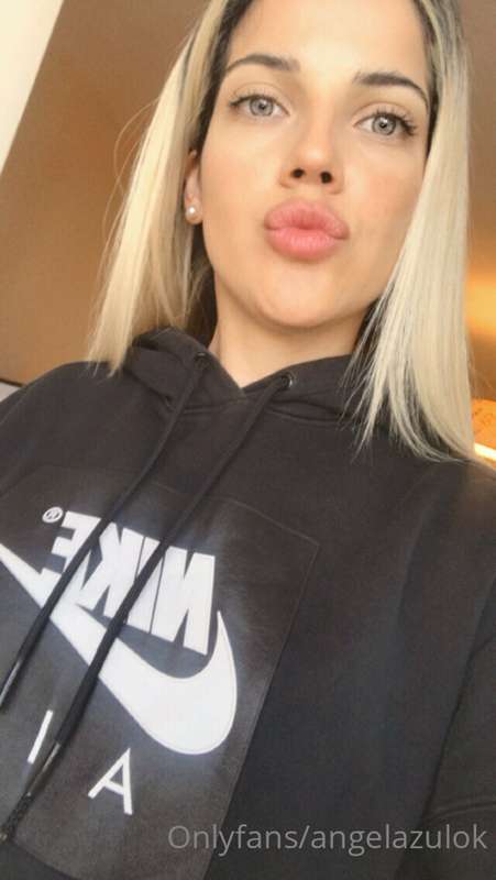 Hi baby 😍#AD @angelazulok   🔥🔥Online 24/7🔥🔥  📱Hot Sexting  👅..