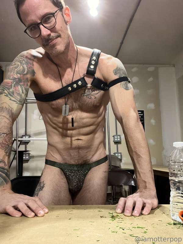 Some pics at my gym over last few days and from my gogo danc.. 4