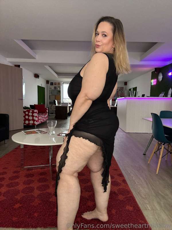 Happy Hump Day ! 4