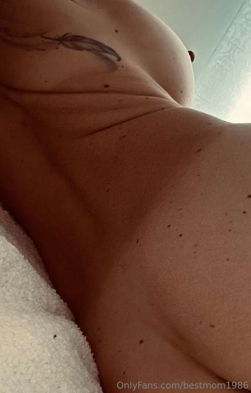 🐈‍⬛ milf 👀🫢🍑 Québécoise amateur pour le plaisir 🔥 @onlyfansc..