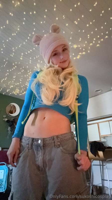 Happy Halloween from Finn 🩵🗡️⚔️Halloween was laid back and i.. 9