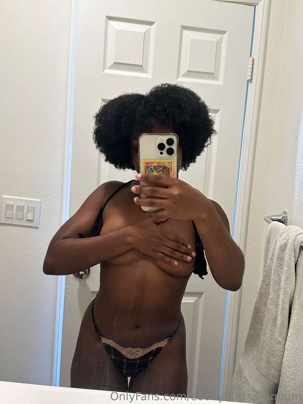 Don't Mind Me. Just trying to get you horny. 😎 is it working.. 6