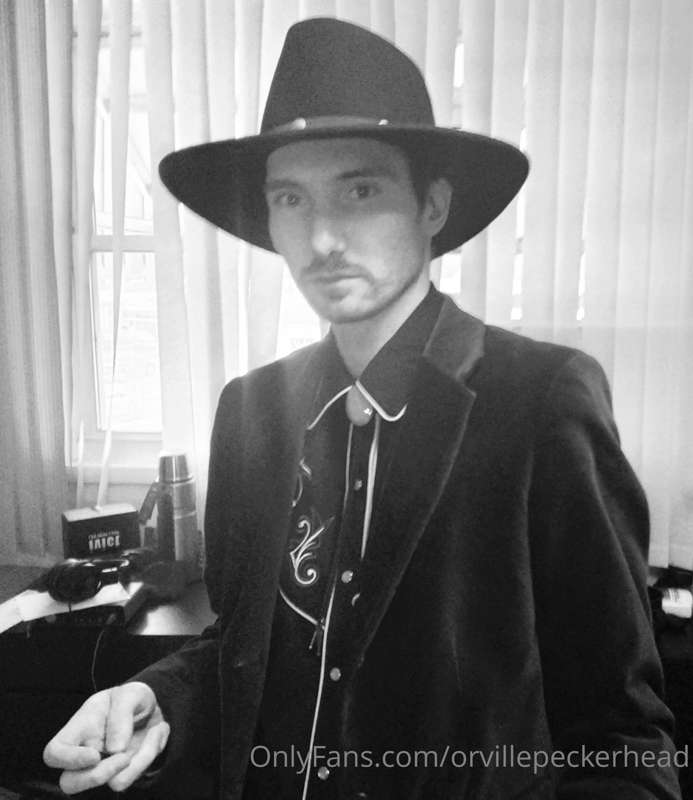 !🤠 Spicier pictures tomorrow 😘 2