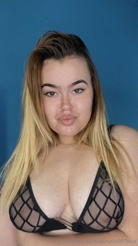 Daniela007Free - Onlyfans - 15 Apr, 2024