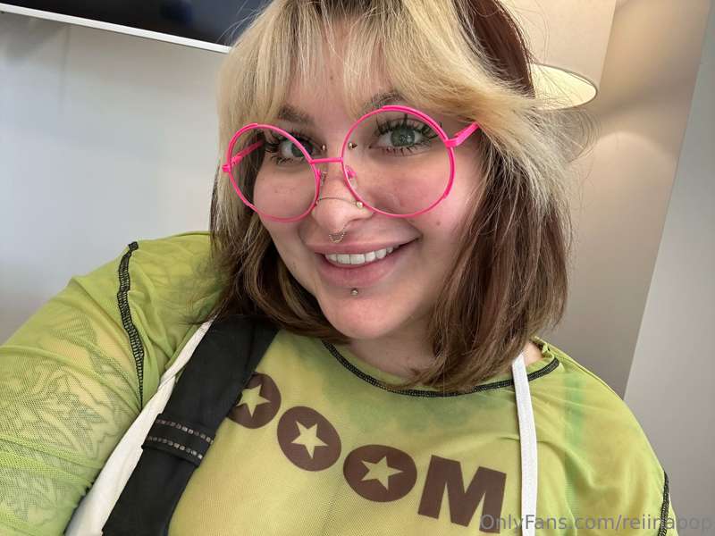 New hair and subtle fangs - what do you think 🥰😈 2
