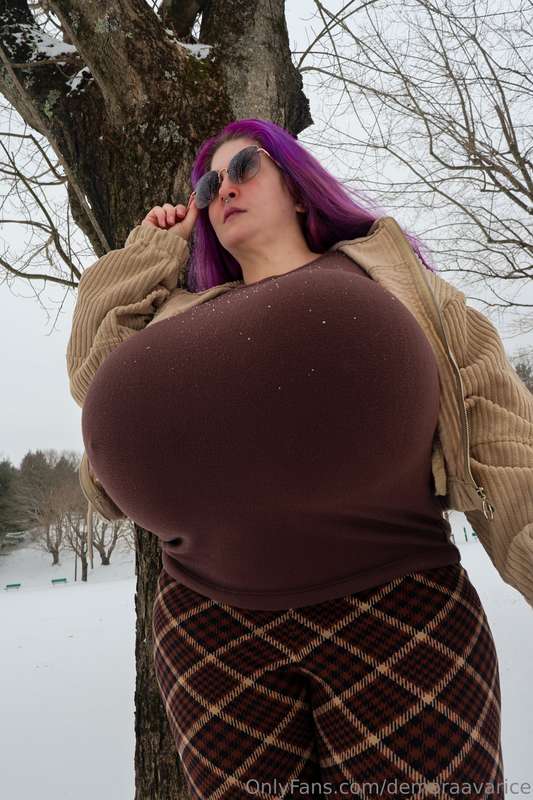 So yea.. it was stupid cold yesterday... was gonna shoot ins.. 4