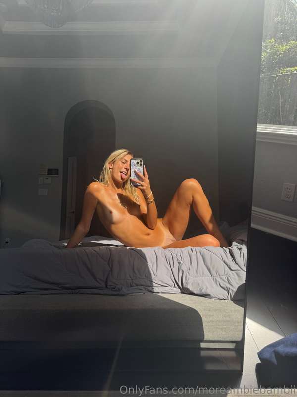 40 of the hottest pics!! get ready to stroke for me !! (: 1