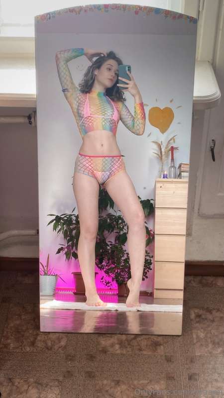 do you like my body? 🥰

@naaami