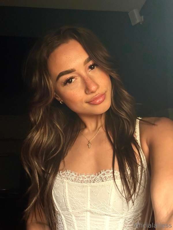💋