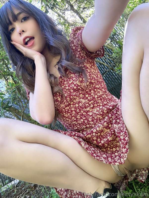 it was a nice day for a walk - happy friday, xoxo <3 4