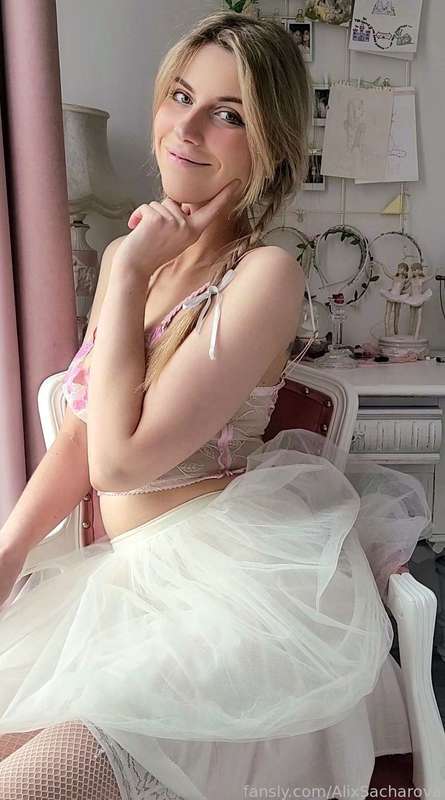 Alixsacharova - Fansly - 10 May, 2023 15