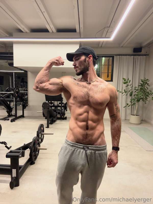 All this pumping iron got something else pumping....and enla..