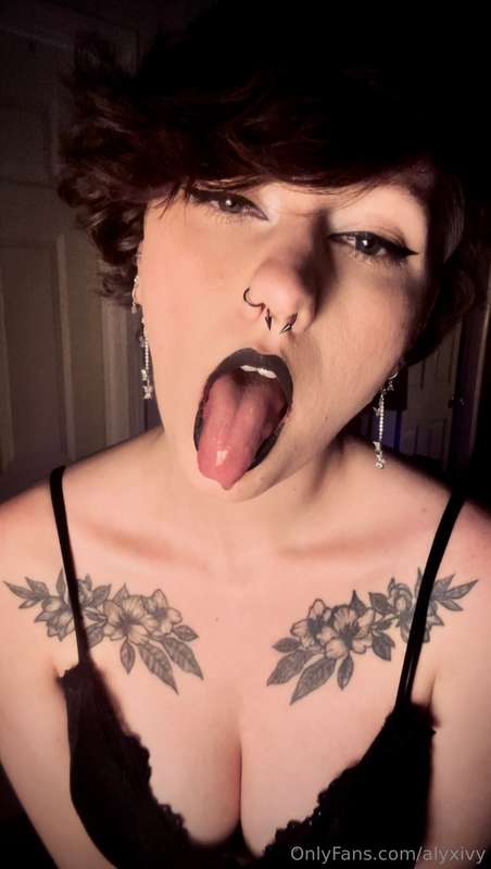 Hey Cuties~   I made a lot of ahegao and drooling content fo..