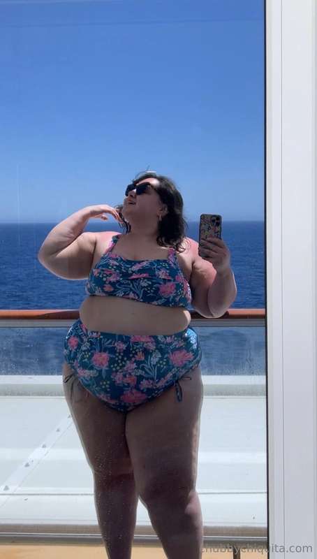 i have returned from sea, sunburned and fatter than ever 🤭🐳🚢..