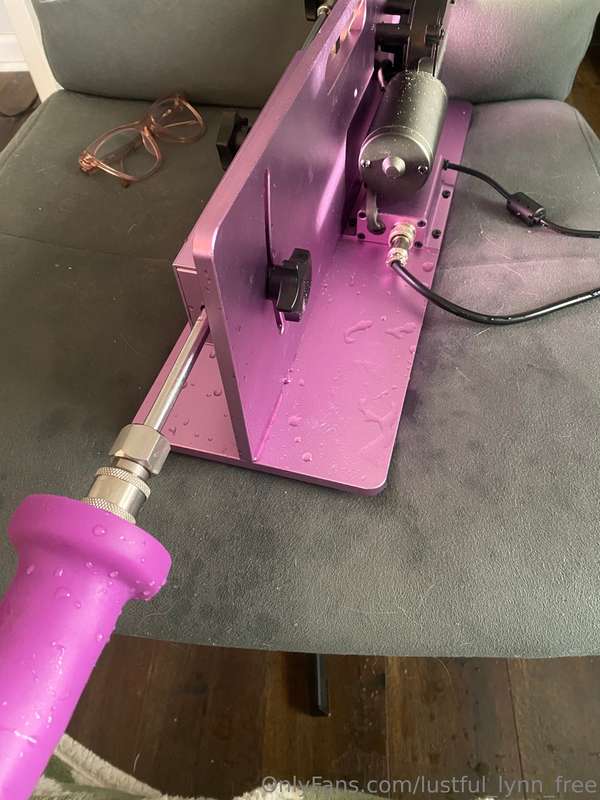 Guys! I got a new toy! Unfortunately for you, I’m not sharin..