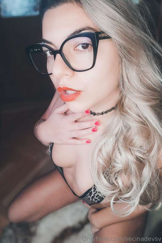 👅