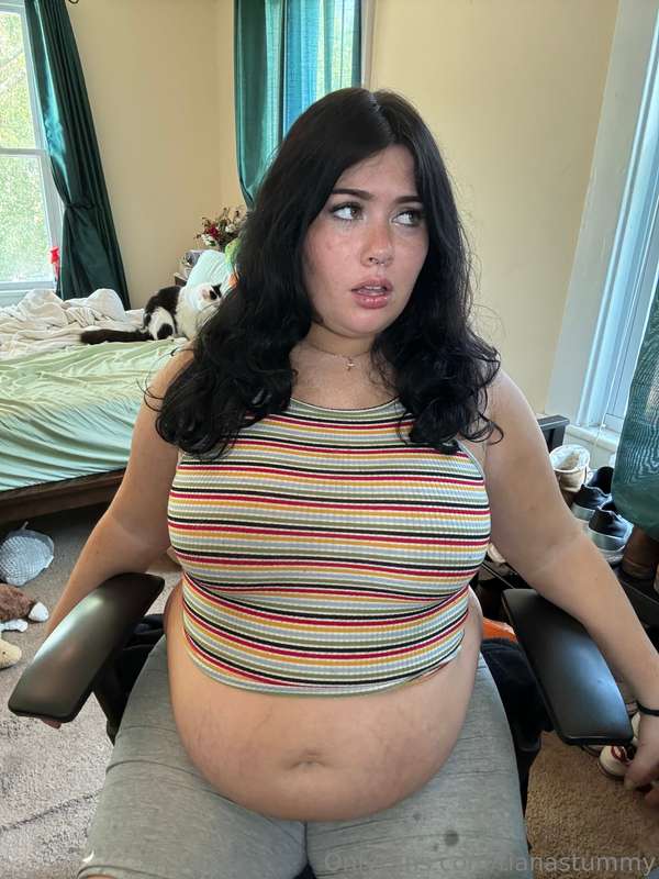 omfg a 40 minute fatchat vid talking about what a pig i've b..