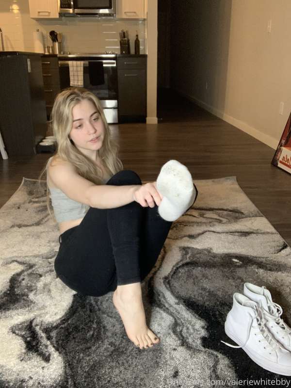 Removing my socks and shoes 💖 31