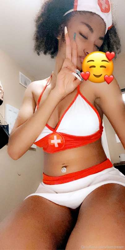 nurse👅 4