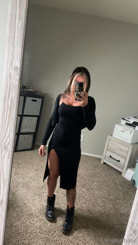 Like this outfit ? I have to go to a graduation this weekend..