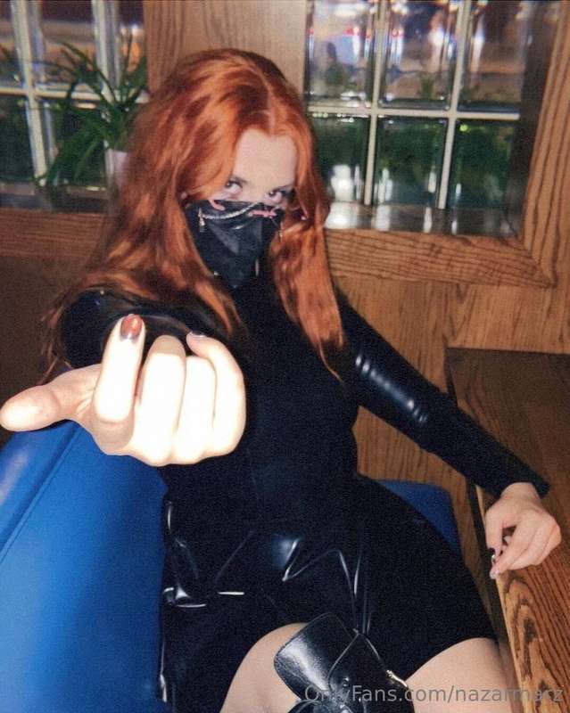 Peek 1