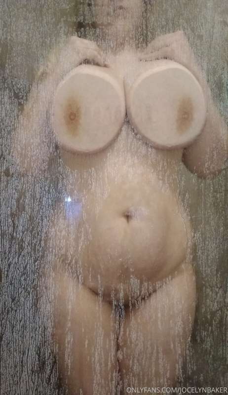 experimenting with angles in the shower 💦