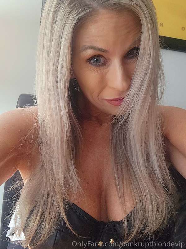 New studded outfit....my new fav 🖤😘 2