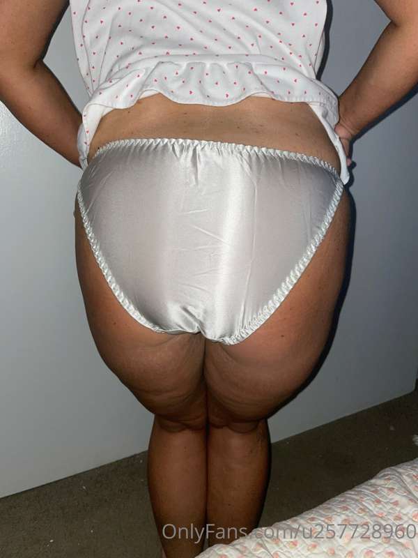 In white tonight 4